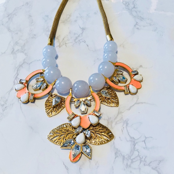 STELLA & DOT RIVIERA STATEMENT NECKLACE - Picture 2 of 8